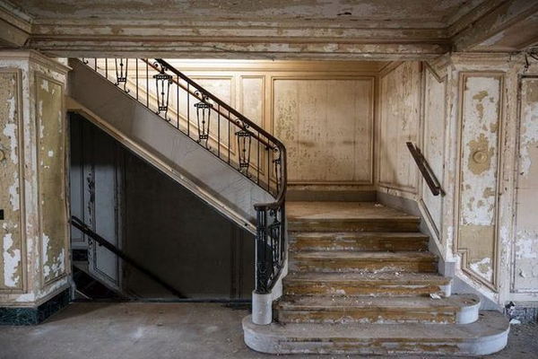 Hotel Hayes - Mlive Jacob Hamilton Photo (newer photo)